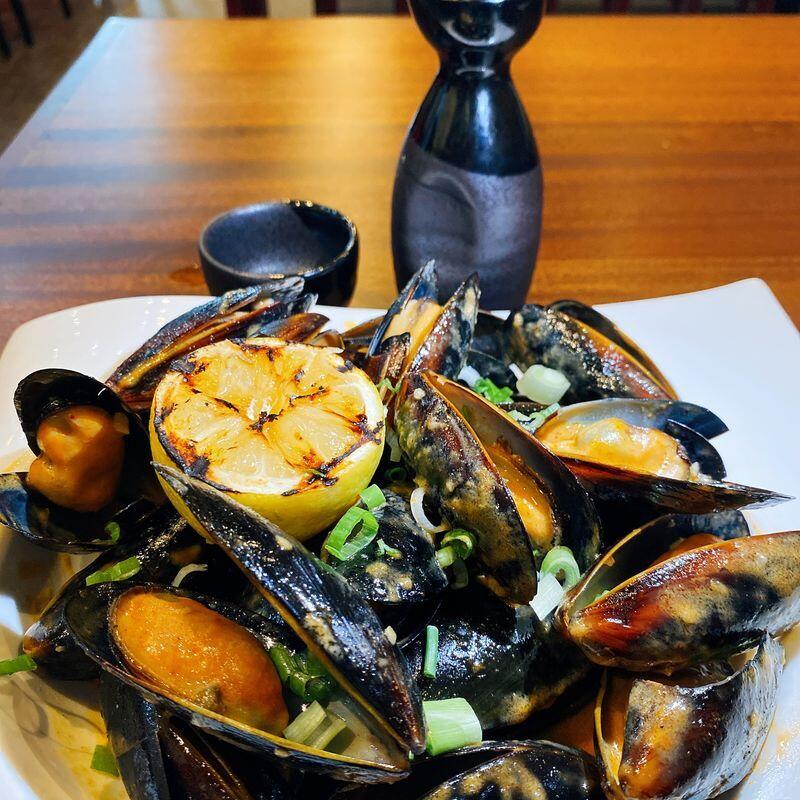 Sake Mussels